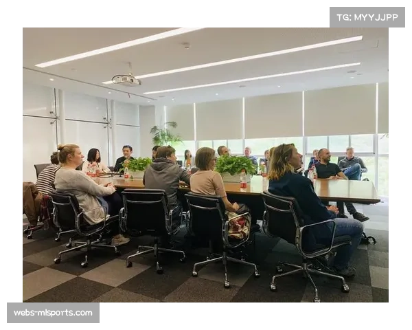 德国足球职业联盟首席执行官一行到访四达时代，深化中德非足球文化交流